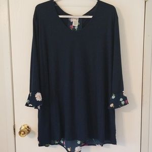 Terra & sky pull on tunic